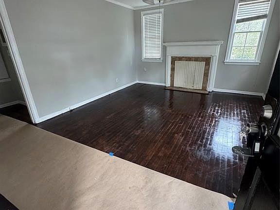 2nd image of 302 Bradley Dr