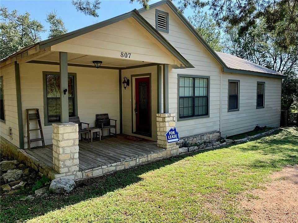 1st image of 807 El Viejo Camino