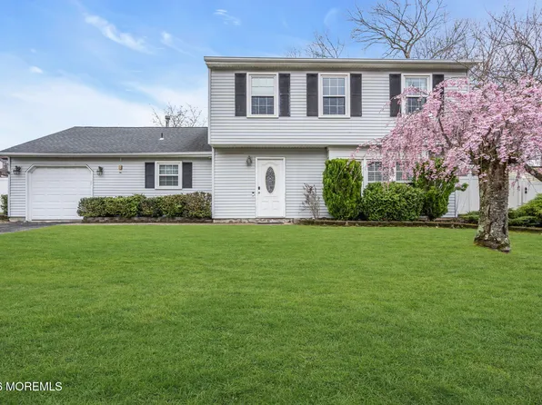 24 Eric Drive, Howell, NJ 07731