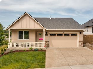 516 Merlot St, Amity, OR 97101