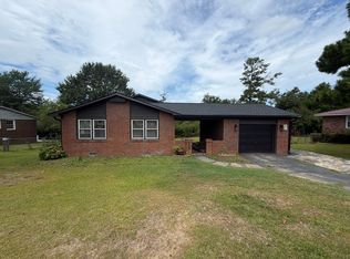 139 N Ingleside Dr, Fayetteville, NC 28303