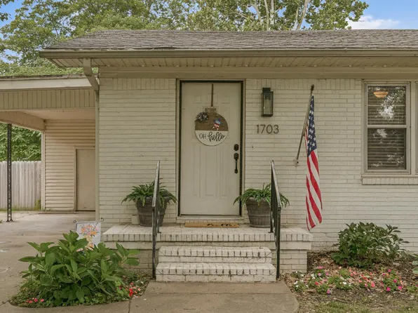 1703 Bernard St, Jonesboro, AR 72401