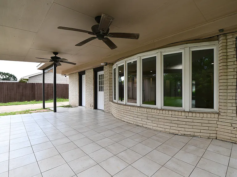 5951 Beaudry Dr — Photo 5