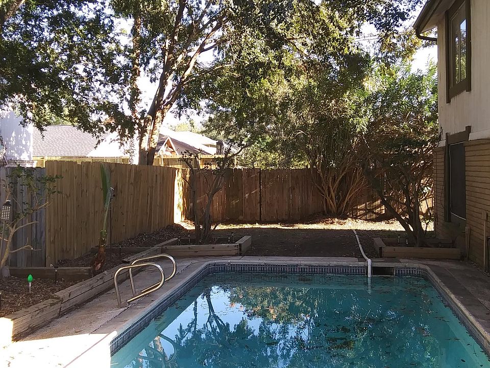 1st image of 12722 Palm Desert Ln