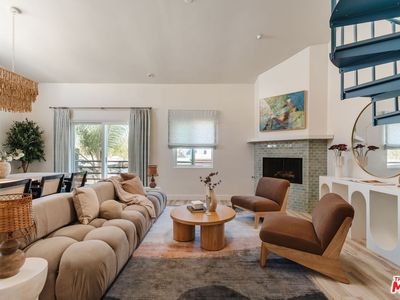 131 Galleon St APT 2, Marina Del Rey, CA, 90292