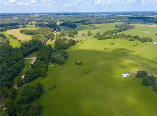 11904 S Pleasant Valley Rd, Gentry, AR 72734