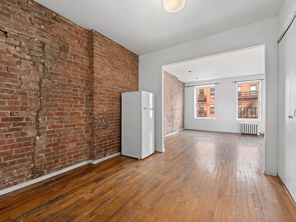 1st image of 214 E 88th St #4A