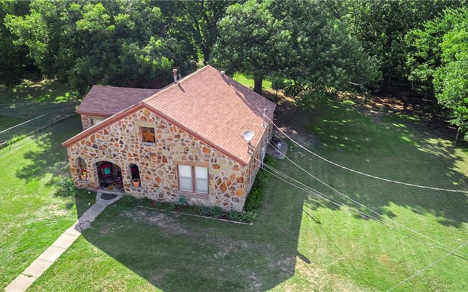 1st image of 1200 Schroeder Ln