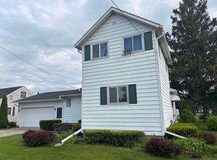 414 Nebobish St, Bay City, MI 48708