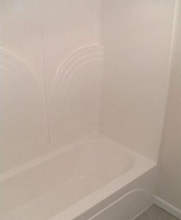 4th image of 264 Deane Ct