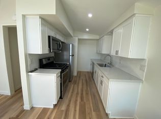 285 Ogle St #A, Costa Mesa, CA 92627