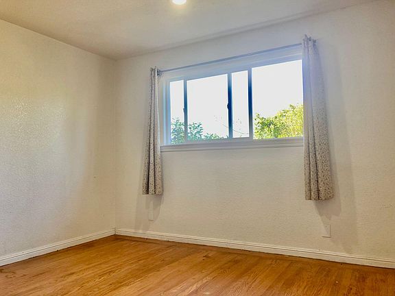 2nd image of 3154 Deseret Dr