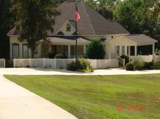 122 Turtle Neck Rd, Alexander City, AL 35010