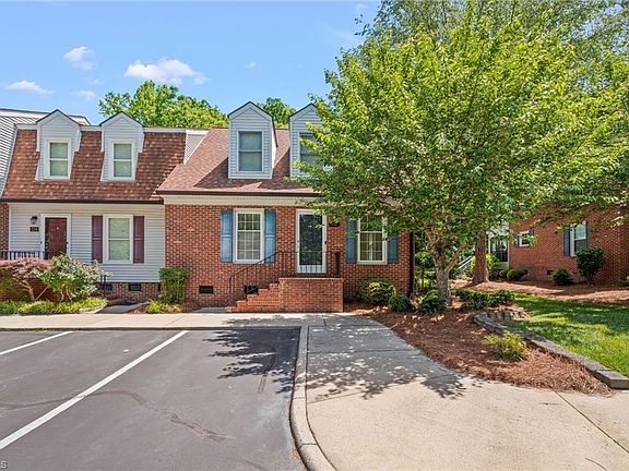 3rd image of 332 Wynnewood Dr
