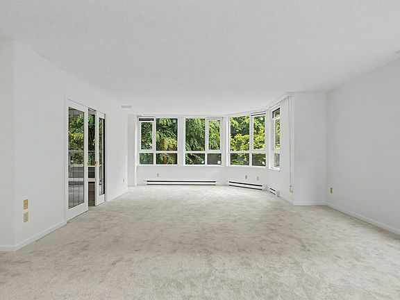 3rd image of 6152 Kathleen Ave #104