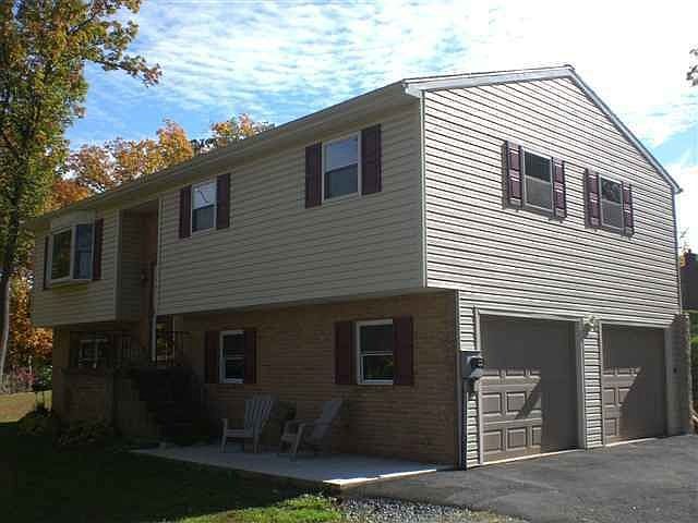 Home for Sale in Etters, PA $219,900