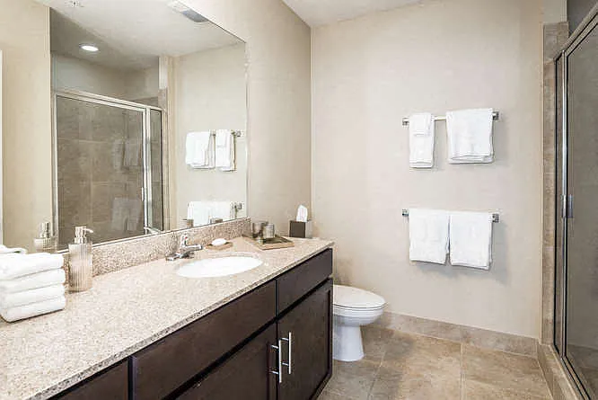 Riverwalk Pointe — Photo 17