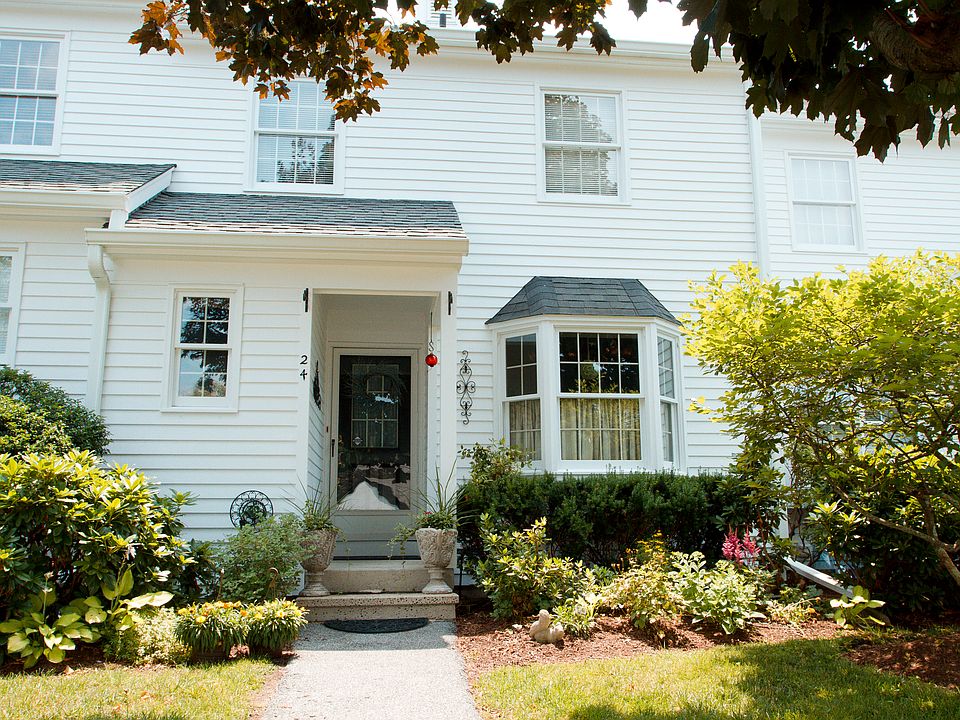 1st image of 24 Briar Ct #24