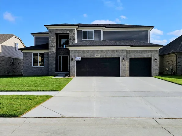 18582 Stallmann Dr, Macomb, MI 48042