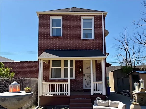 6832 Kelly St, Pittsburgh, PA 15208