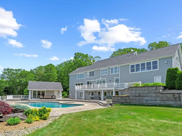 15 Old Stage Road, Langdon, NH 03602