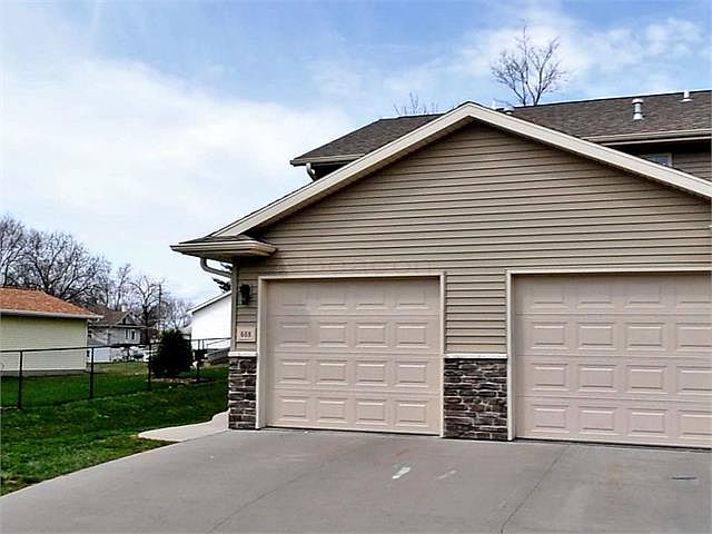 1st image of 608 Duchess Dr
