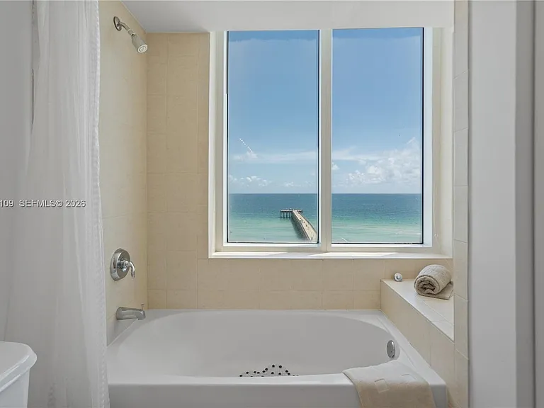 16699 Collins Ave #702 — Photo 7