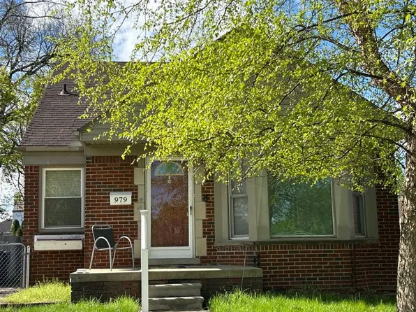 979 Liberty Ave, Lincoln Park, MI 48146