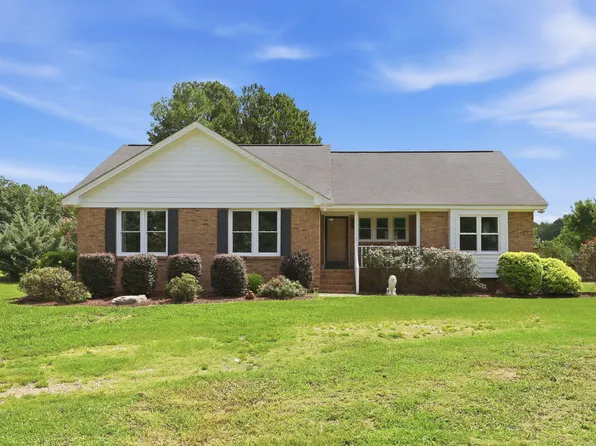10545 Oakley Rd, Zebulon, NC 27597