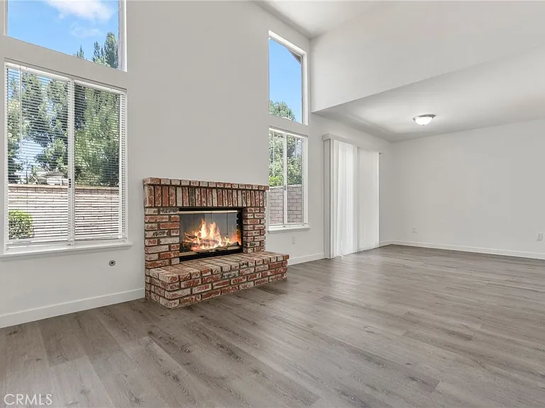3321 Mountainside Dr — Photo 9