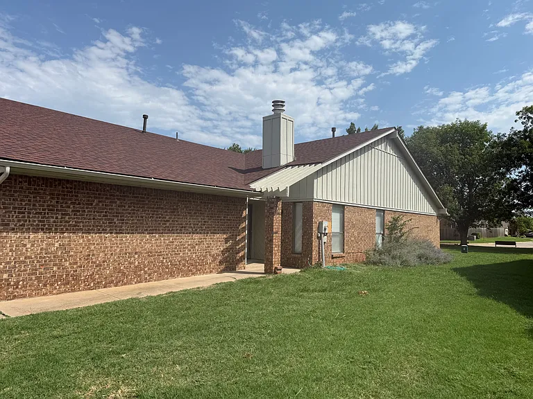 4711 Hemlock Ln — Photo 35