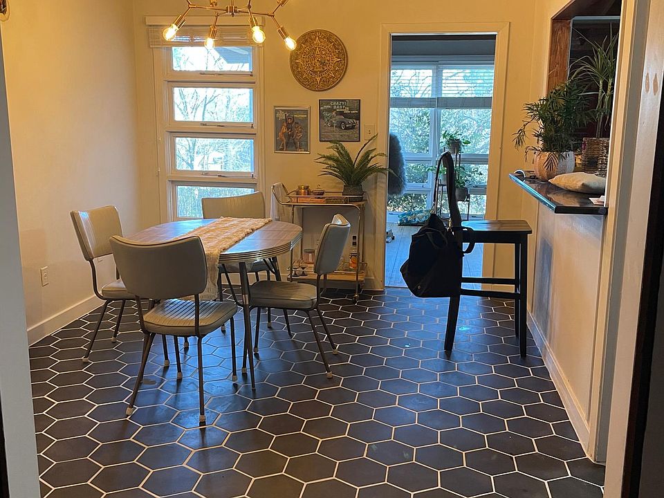 1st image of 3609 Idlewild Ave