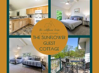433 W San Antonio St #H, San Marcos, TX 78666