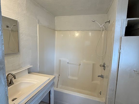 5th image of 315 S 4th St #1