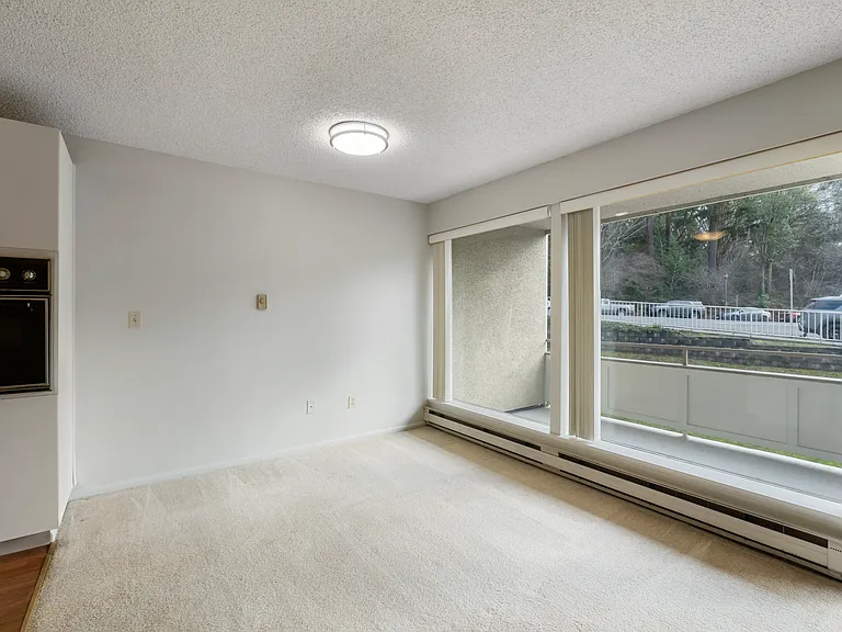 The Meydenbauer — Photo 11
