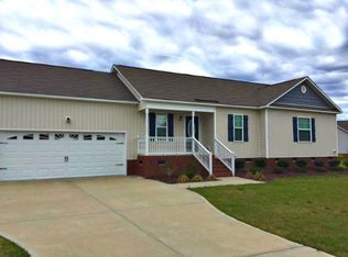 31 Meredith Ln, Fuquay Varina, NC 27526