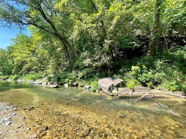 Dry Creek Ln, Calico Rock, AR 72519