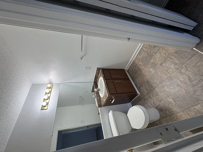 Wesley St. Claire Apartments at Lawrenceville — Photo 146
