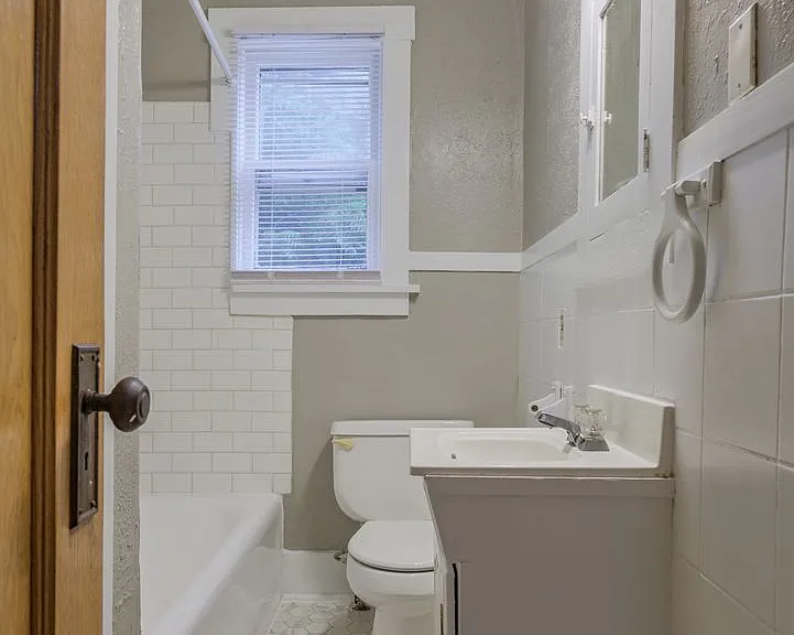 3310 Jackson St — Photo 20