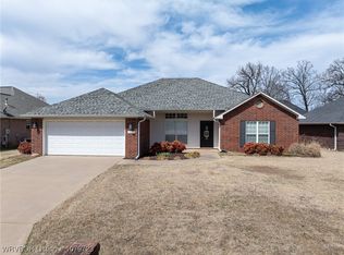 1521 Rockhurst Dr, Fort Smith, AR 72908