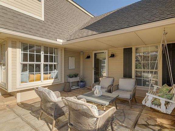 3rd image of 11917 Maple Hollow Ct