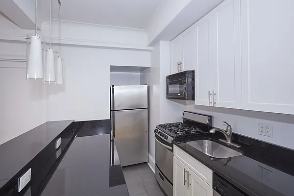 Rented by Brown Harris Stevens | media 23