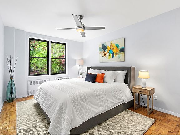 4th image of 211 E 18th St APT 1E