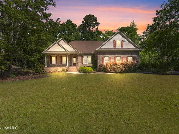 1403 Whisperwood Court SE, Bolivia, NC 28422