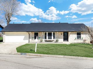 12614 Moss Hollow St, Live Oak, TX 78233