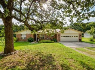 425 Sage Trl, Springtown, TX 76082