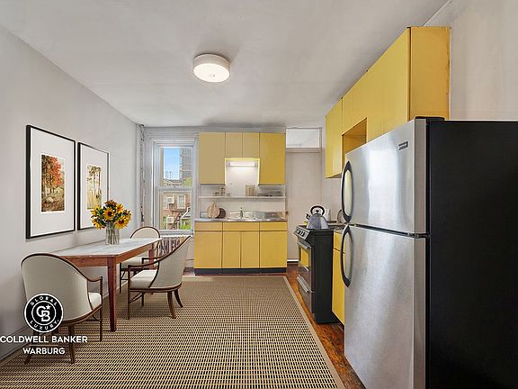 5th image of 240 Baltic St APT 7