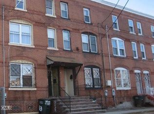 63 Beach St, Bridgeport, CT 06608