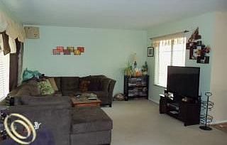 3rd image of 1195 Parkway Dr