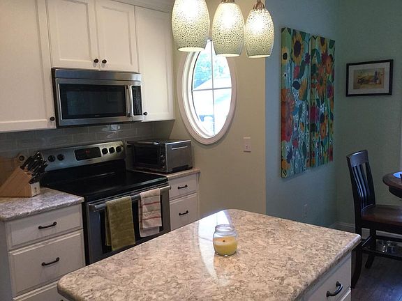 5th image of 122 Golf Villa Dr